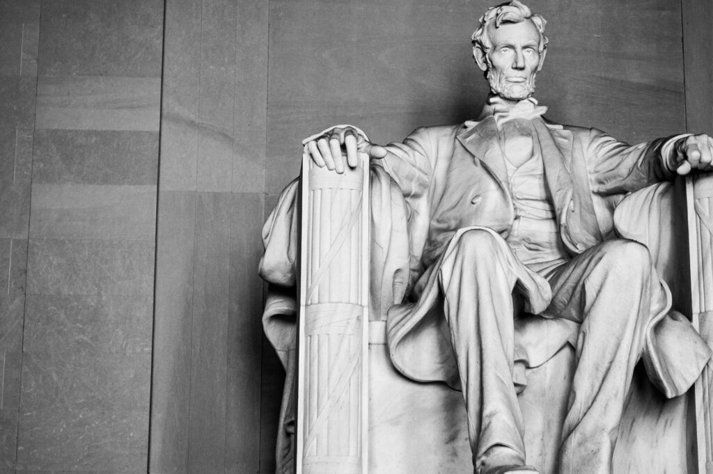 10-qualities-that-made-abraham-lincoln-a-great-leader-blr