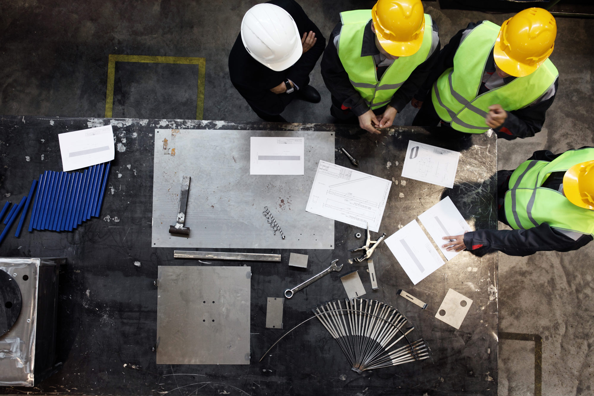 ehs-staff-working-in-warehouse